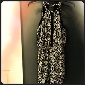 Tea n Rose damask keyhole open back lace romper